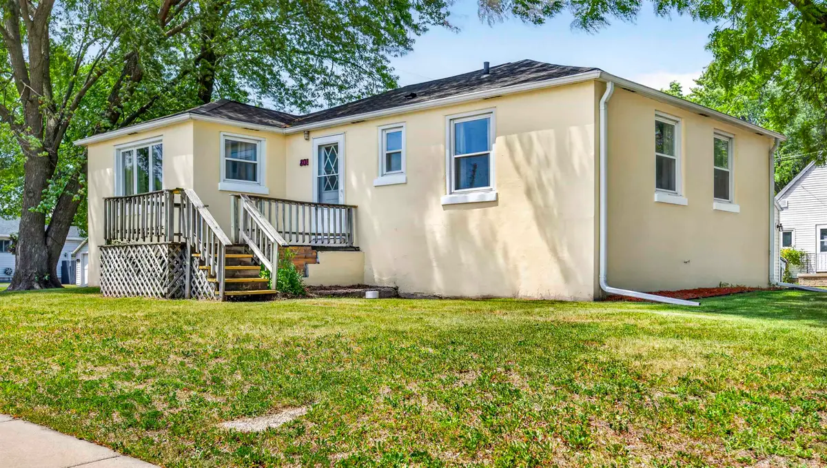 801 W Scott Street, Fond Du Lac, WI 54937-2032 - #1