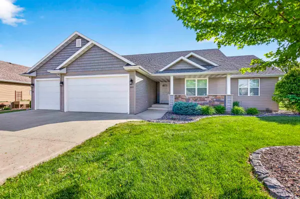 2125 Windflower Drive, NEENAH, WI 54956