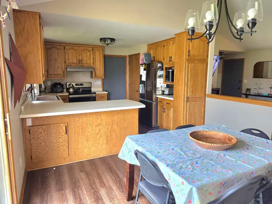 1264 Blue Ridge Drive, Green Bay, WI 54304 - #2