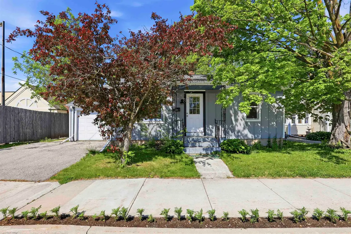 1831 S Oneida Street, Appleton, WI 54915 - #1