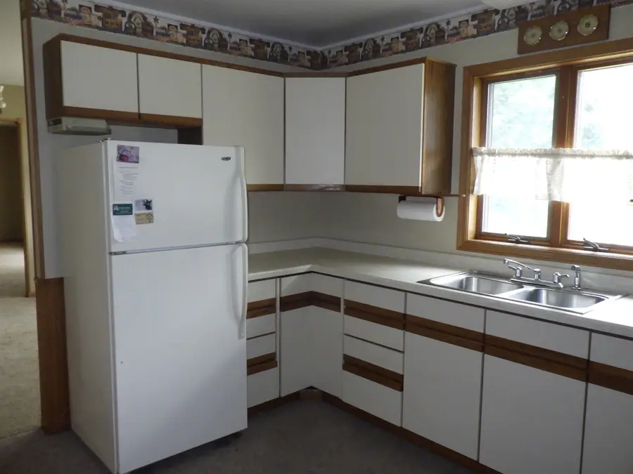 305 Riverview Drive, Marion, WI 54950 - #2