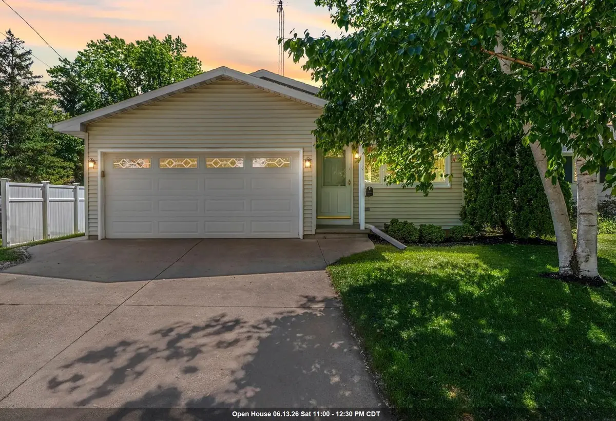 2352 Mount Vernon Street, Oshkosh, WI 54901-1940 - #1