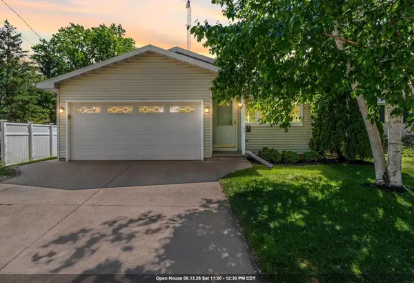 2352 Mount Vernon Street, OSHKOSH, WI 54901-1940