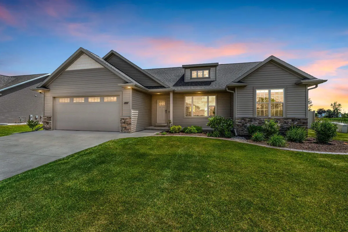 1897 Meadowland Court, Green Bay, WI 54311-3404 - #1