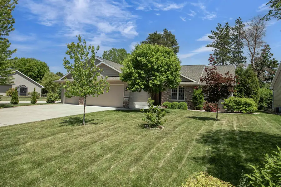 4800 N Indigo Lane, Appleton, WI 54913 - #3