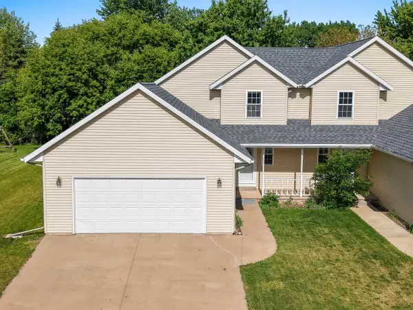 1091 Stillmeadow Lane, MENASHA, WI 54952