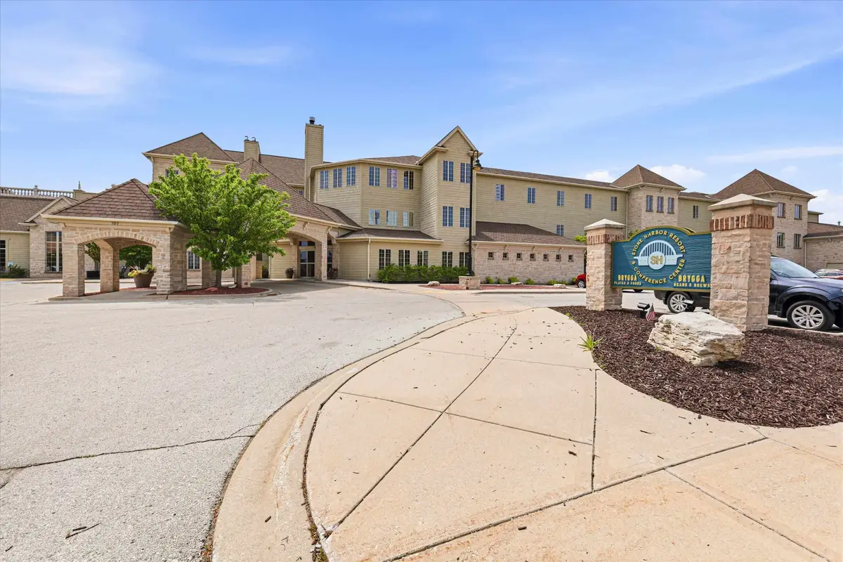 107 N 1st Avenue #UNIT 231/233, Sturgeon Bay, WI 54235 - #1