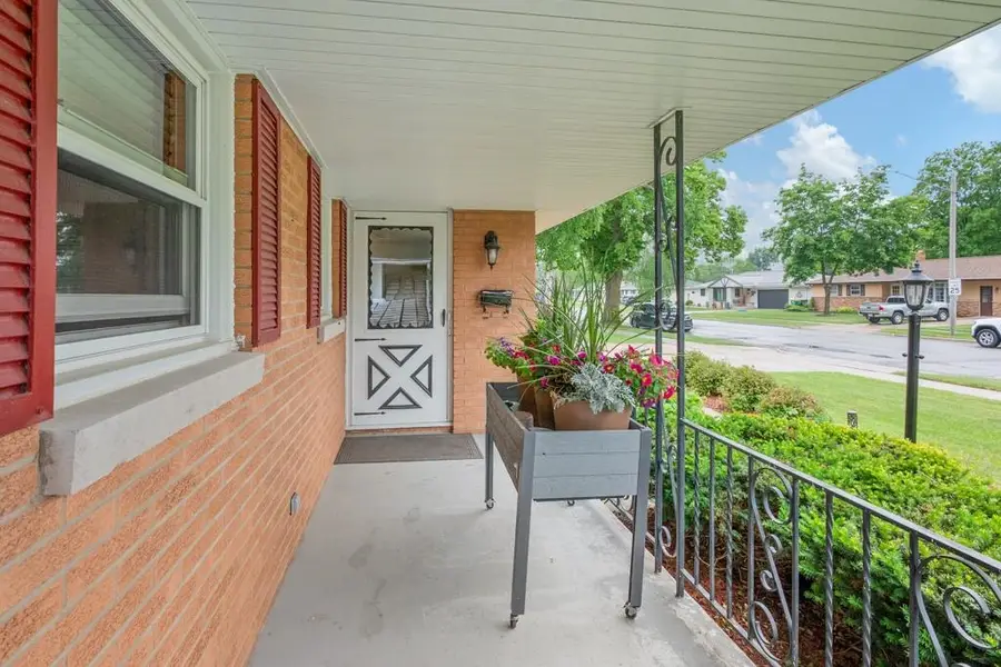 1738 Debra Lane, Green Bay, WI 54302-2214 - #2