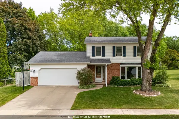 1710 Arlington Drive, OSHKOSH, WI 54904-8218