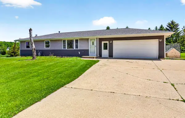 N978 North Road, HORTONVILLE, WI 54944