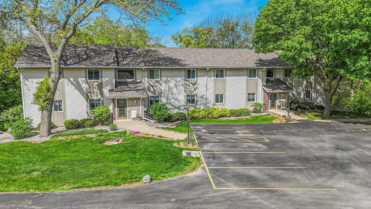1 Altendorf Place #8, Kaukauna, WI 54130 - #1