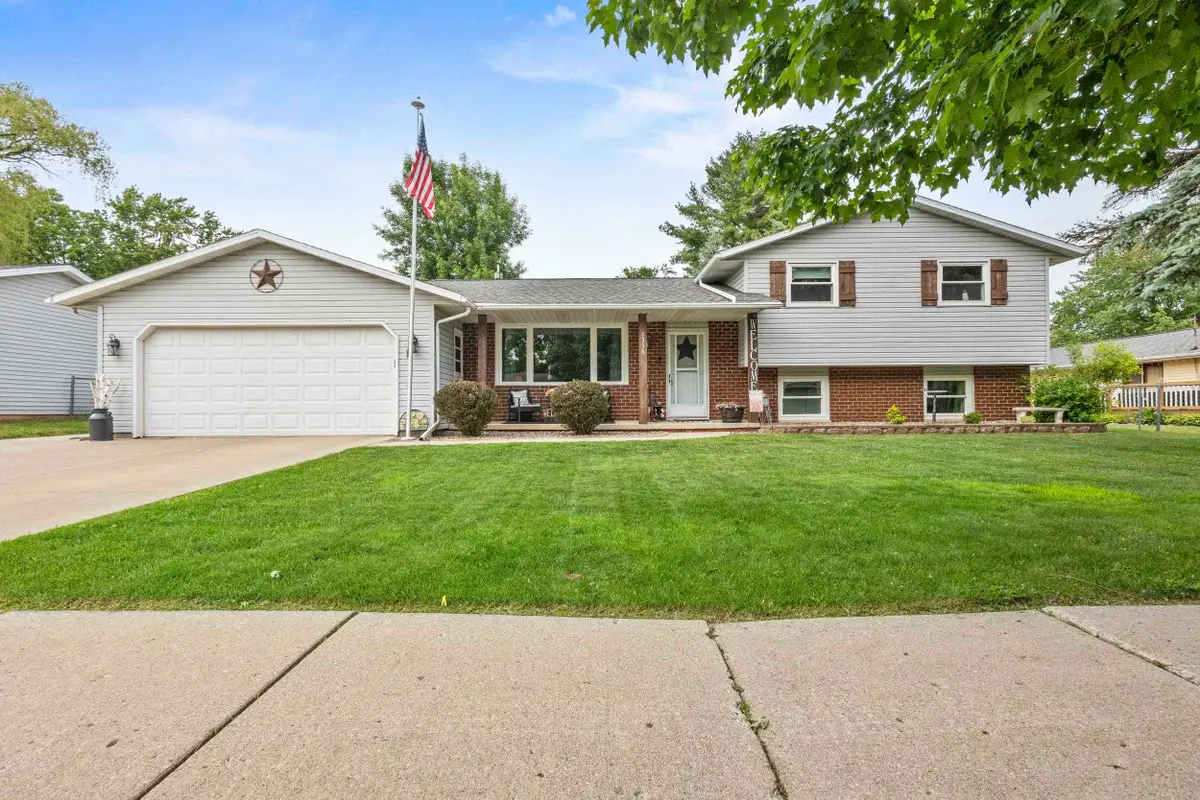1396 Ponderosa Avenue, Green Bay, WI 54313 - #1
