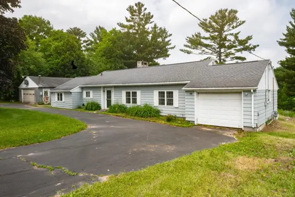W2652 County Road H, POY SIPPI, WI 54967