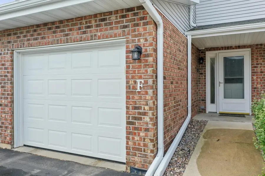 2551 Telluride Trail #F, Green Bay, WI 54313-3980 - #2
