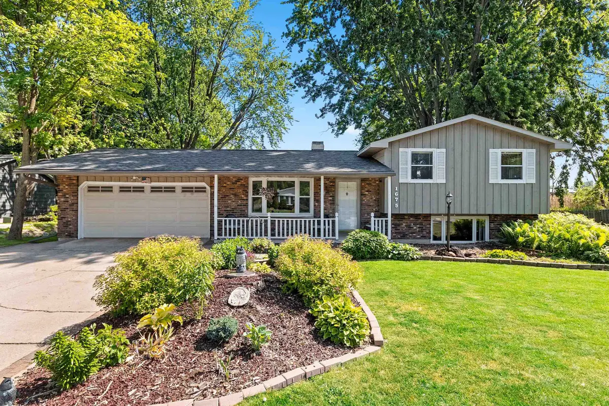 1675 Kennedy Drive, Green Bay, WI 54304-2971 - #1
