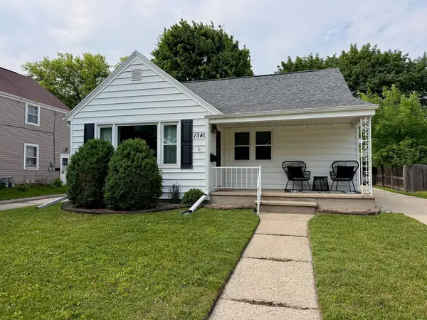 1340 W Commercial Street, APPLETON, WI 54914