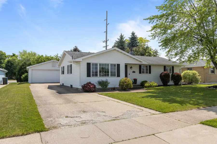 117 St Marys Place, Kaukauna, WI 54130 - #2
