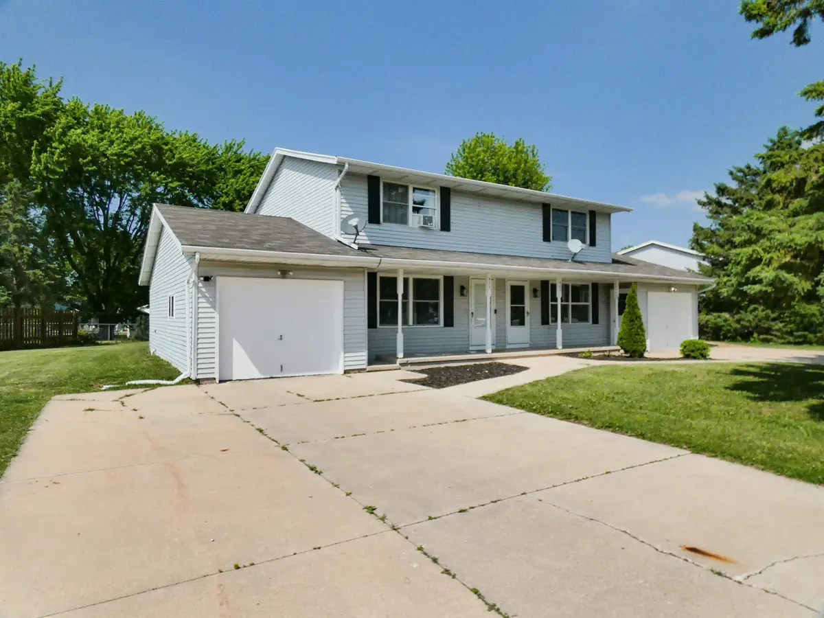 465 S Good Hope Road, De Pere, WI 54115 - #1