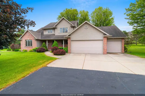 3386 Hawkeye Court, SUAMICO, WI 54313-8384