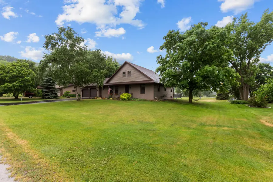 N7725 Palisades Trail, Sherwood, WI 54169-9736 - #2