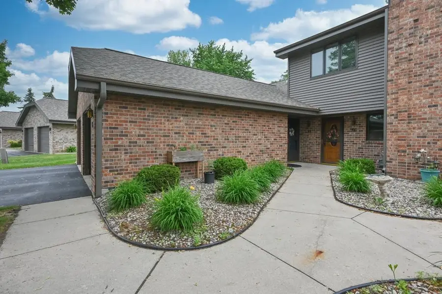88 Spencer Village Court, Appleton, WI 54914 - #3