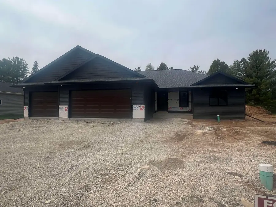 413 Carrie Lynn Avenue, Algoma, WI 54201 - #3