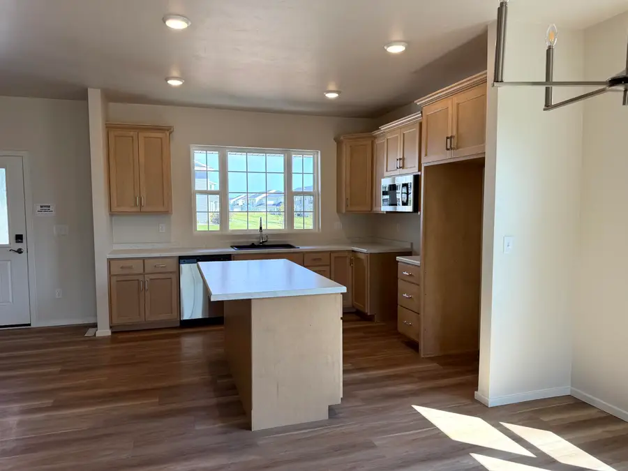 2203 Golden Gate Drive, Appleton, WI 54913 - #3