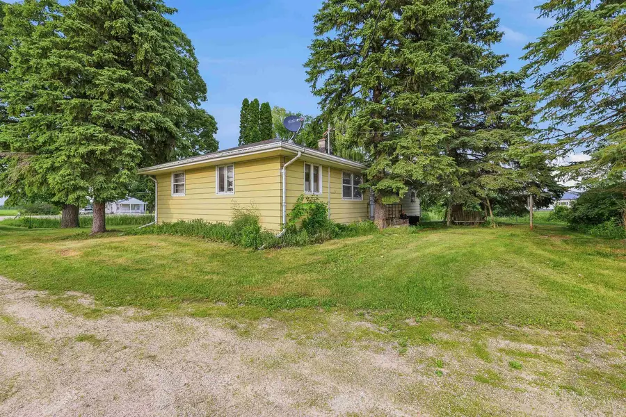 W6826 State Road 23, Fond Du Lac, WI 54937-8326 - #2