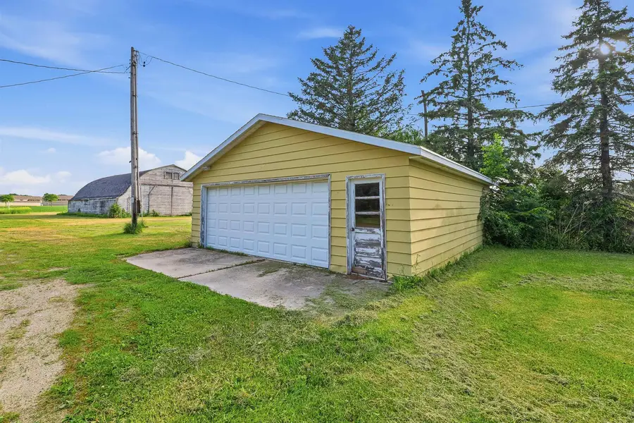 W6826 State Road 23, Fond Du Lac, WI 54937-8326 - #3