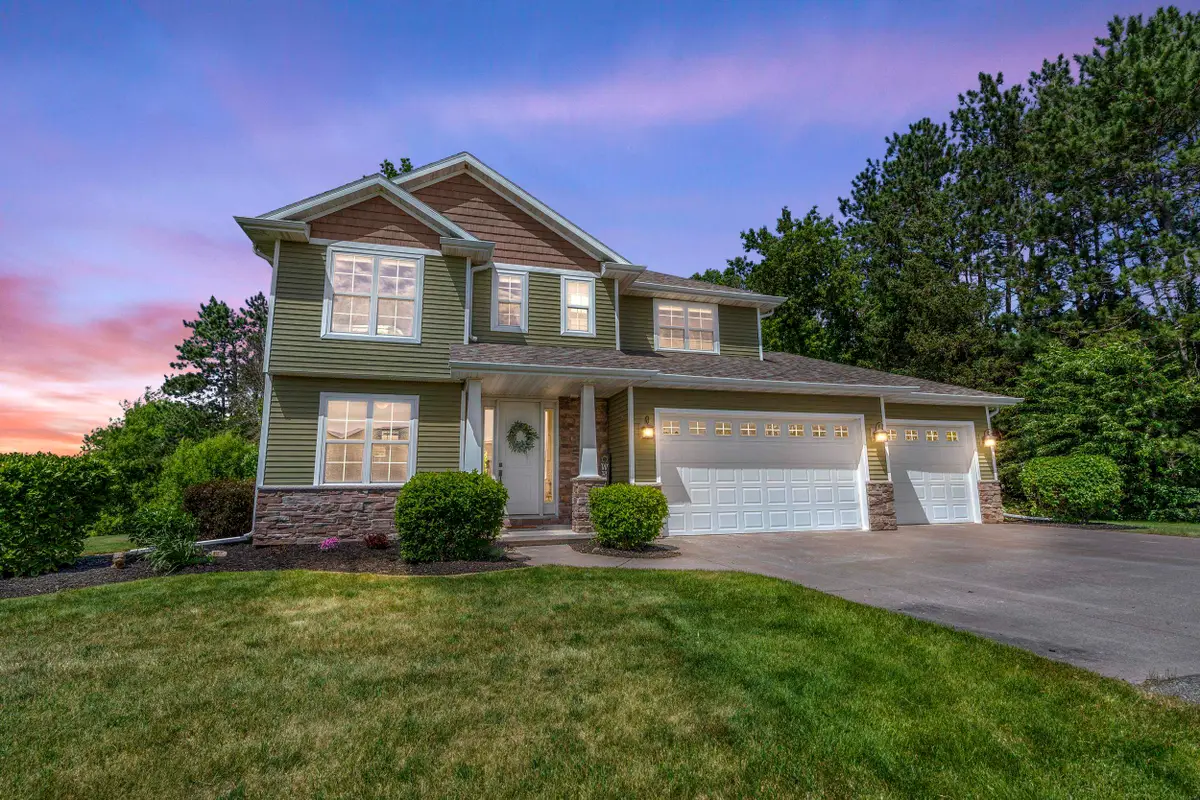 W7574 Cross Country Lane, Hortonville, WI 54944 - #1