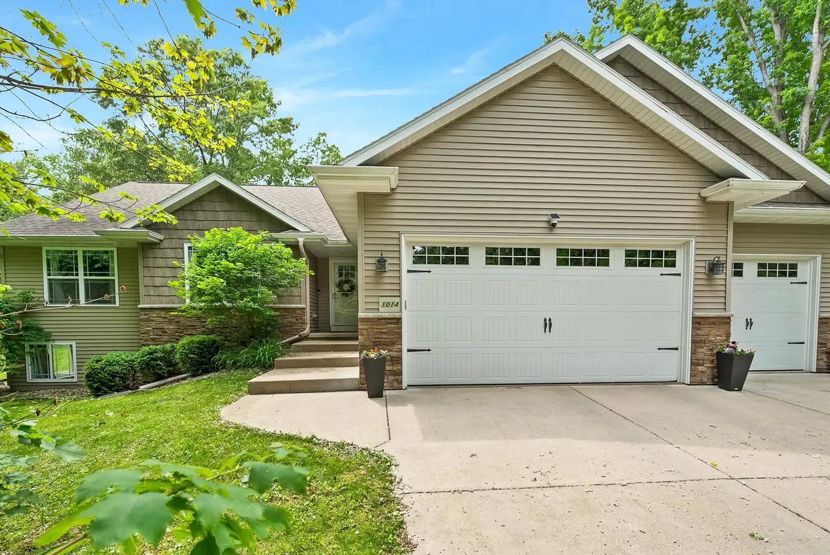 1014 La Count Road, Green Bay, WI 54313 - #1