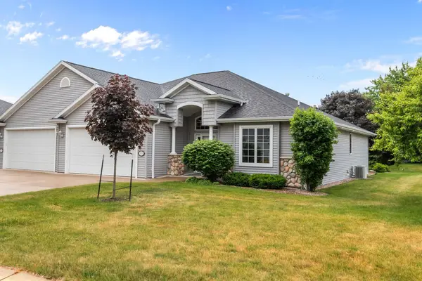 111 Regent Place, NEENAH, WI 54956-5077