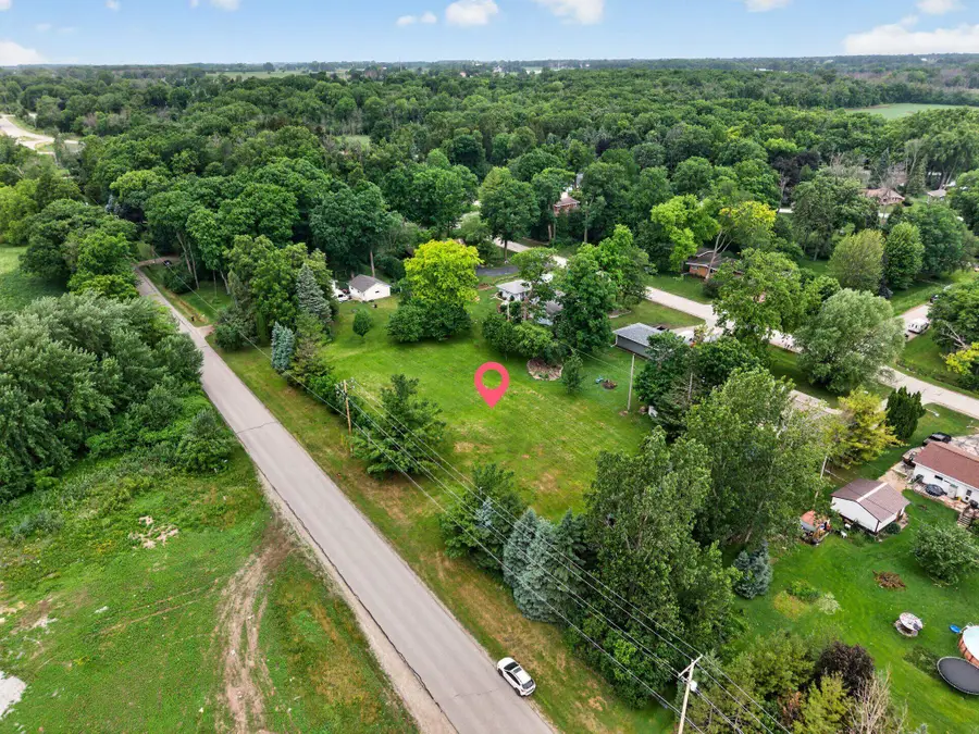 2524 Breezewood Lane, Neenah, WI 54956 - #3