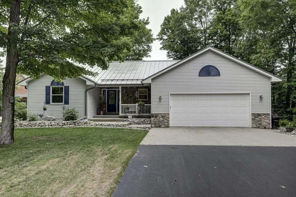 17586 Little Ireland Lane, Townsend, WI 54175 - #1