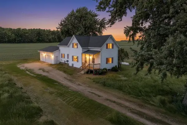 N8257 French Road, SEYMOUR, WI 54165