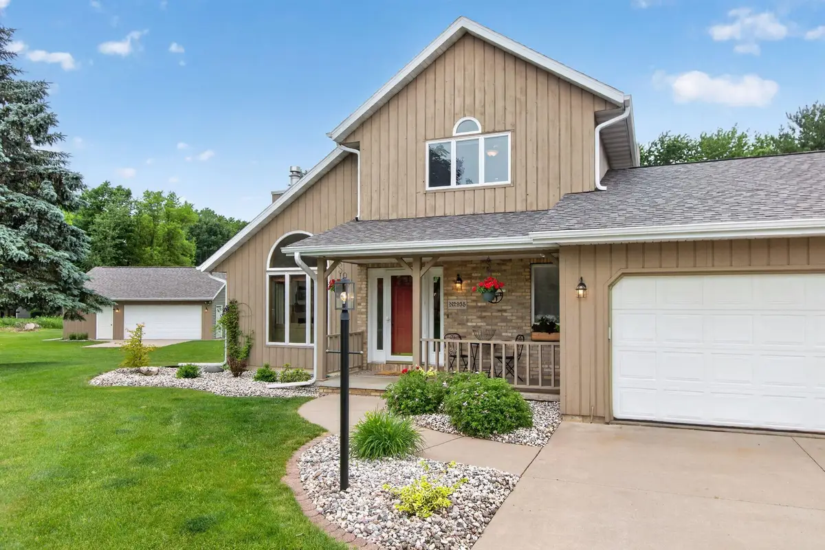 N2935 Valley View Drive, Hortonville, WI 54944 - #1
