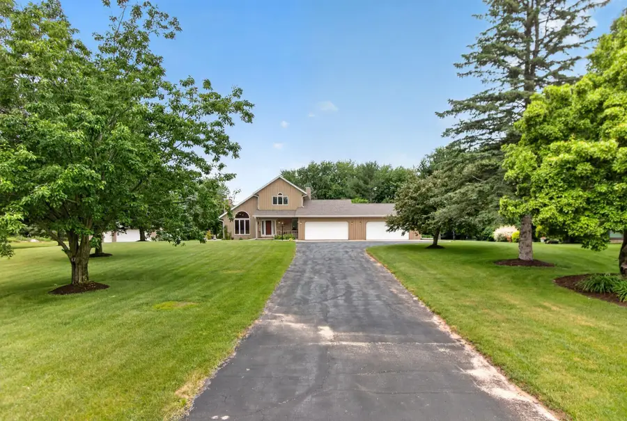 N2935 Valley View Drive, Hortonville, WI 54944 - #3