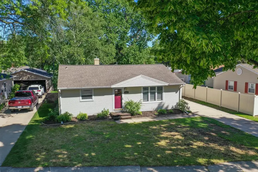 1525 Gross Avenue, Green Bay, WI 54304-3307 - #3