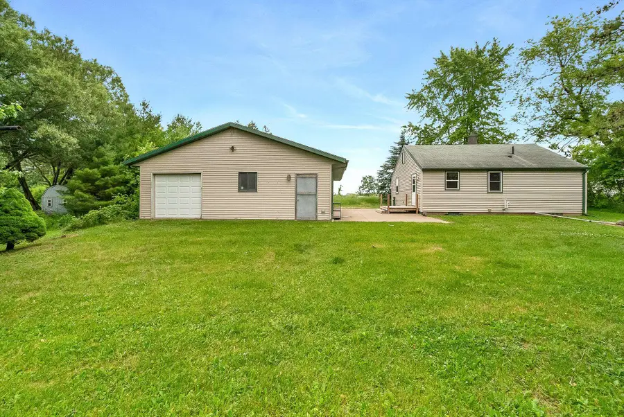 3125 Breezewood Lane, Neenah, WI 54956 - #3