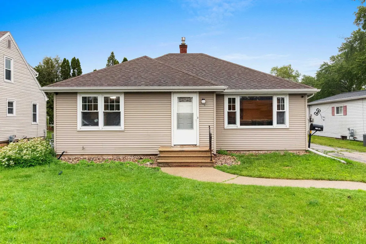 778 Elm Street, Neenah, WI 54956 - #1