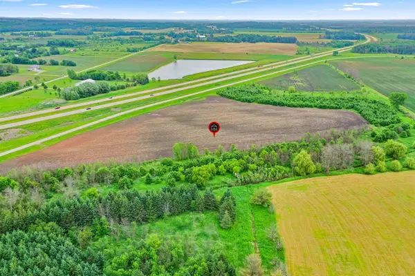 N North Road, FREMONT, WI 54940