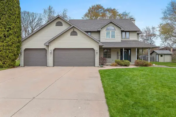 1354 Camelot Court, ONEIDA, WI 54155