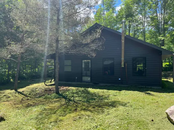 4324 Elliot Road, WABENO, WI 54566