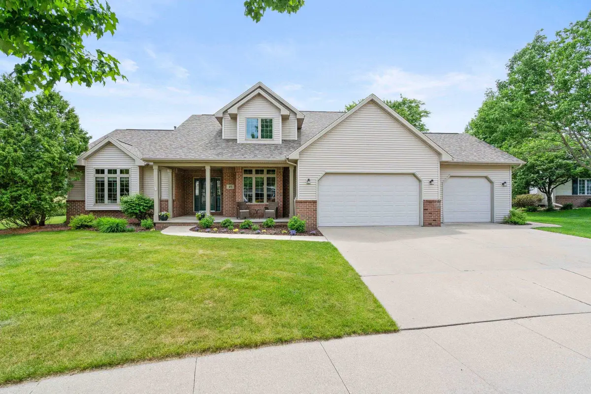 45 Bellevue Place, Appleton, WI 54913-7674 - #1