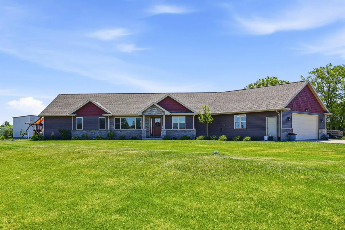 W2111 Lau Road, Freedom, WI 54130 - #1