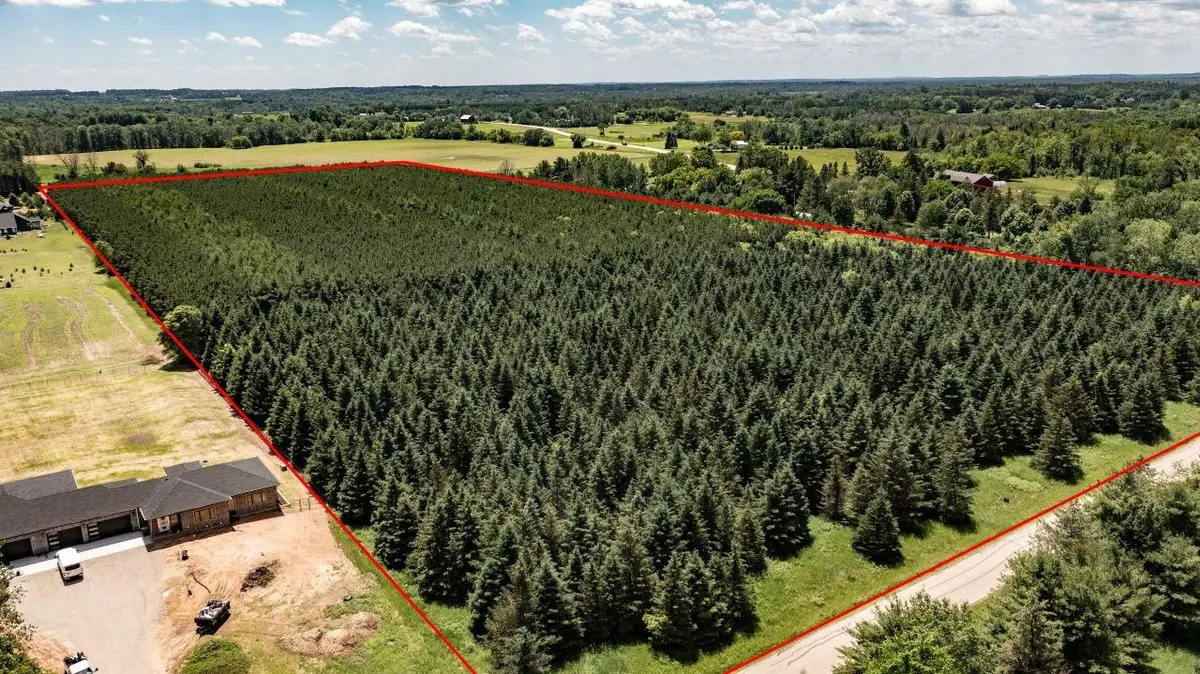 Lyons Road, New London, WI 54961 - #1