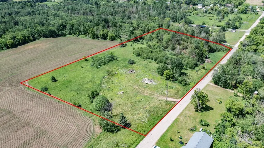 806 Park Avenue, Mattoon, WI 54450 - #2