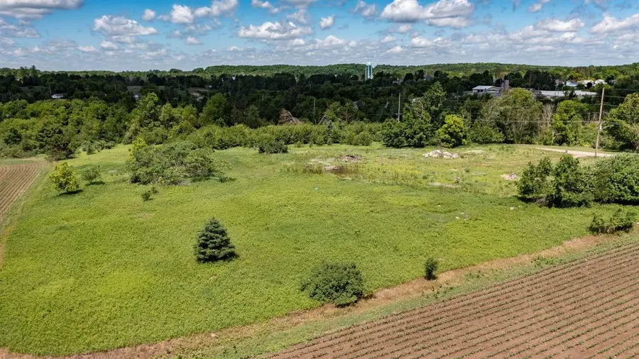 806 Park Avenue, Mattoon, WI 54450 - #3