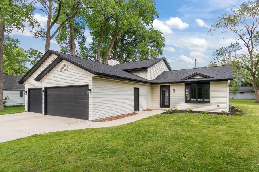 N7351 Winnebago Street, Fond Du Lac, WI 54935 - #2