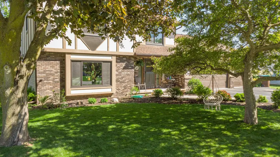 37 Butte Des Morts Court, Appleton, WI 54914 - #3